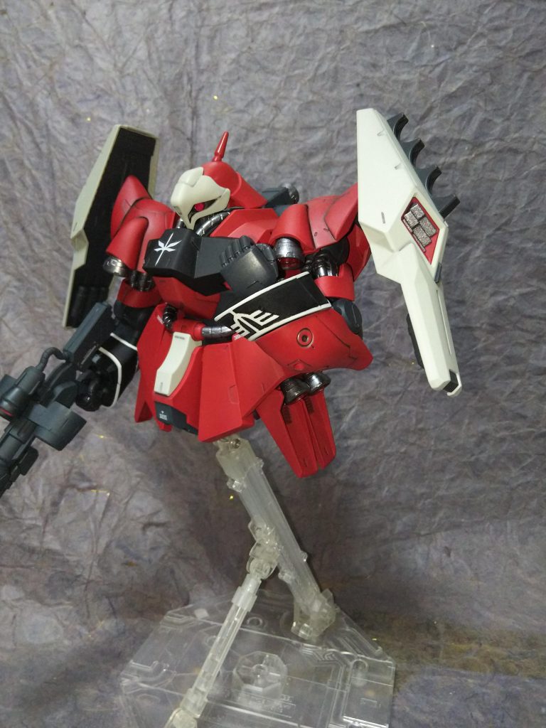 HG 1/144 ガンプラ 完成品 ヤクト・ドーガ(袖付き) ジャンク扱い+