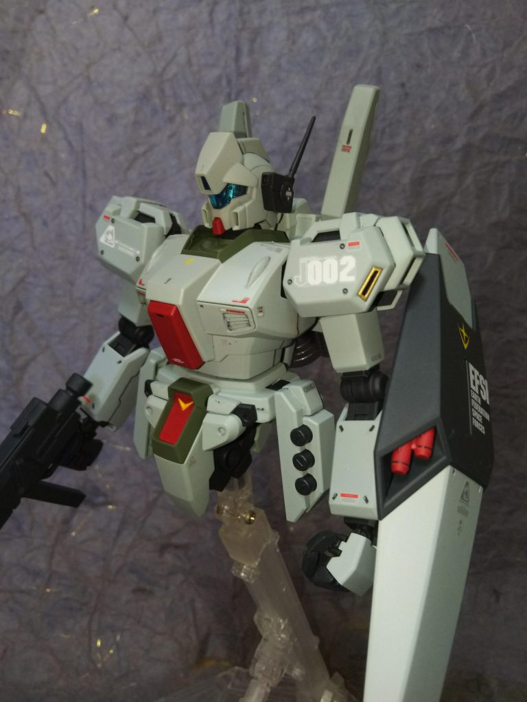 シールド、ビームライフル