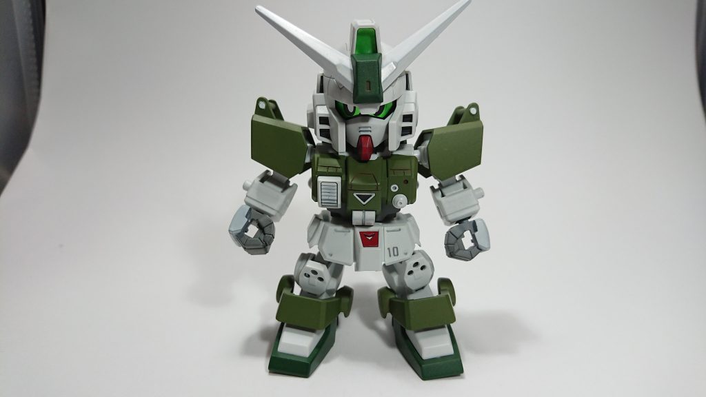 正面
今回は全塗装、墨入れ、筋彫り、部分塗装(筆)などにチャレンジ。
総時間6時間程で作りました(´∀`)