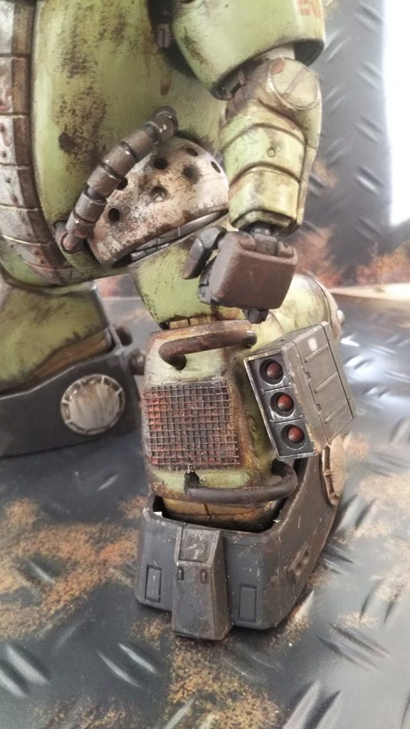 ミサイルポットは
ランナー使って接続。網は網戸の補修テープ