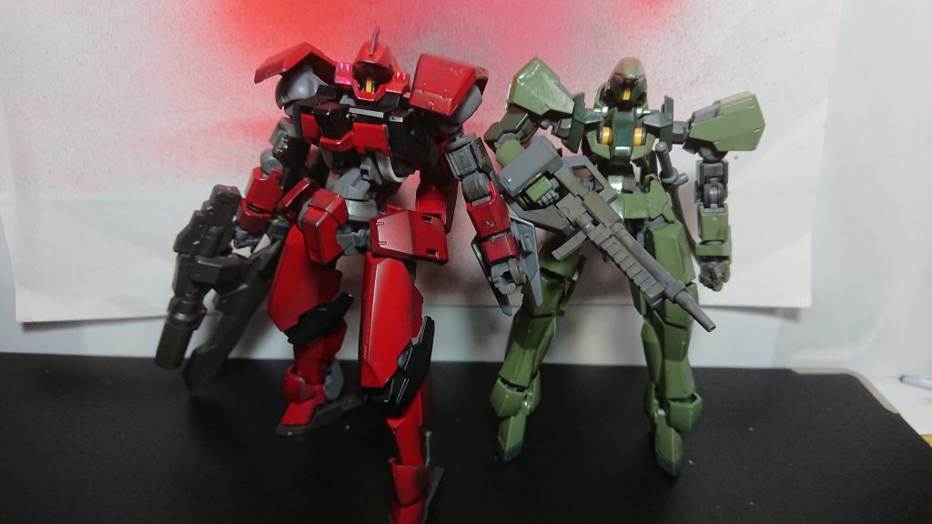 グレイズを引き連れて

結構見た目に違いがありますね