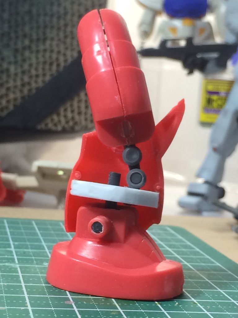 使用しているのは実はシャア専用ズゴック(∩´∀｀)∩可動を仕込んだり