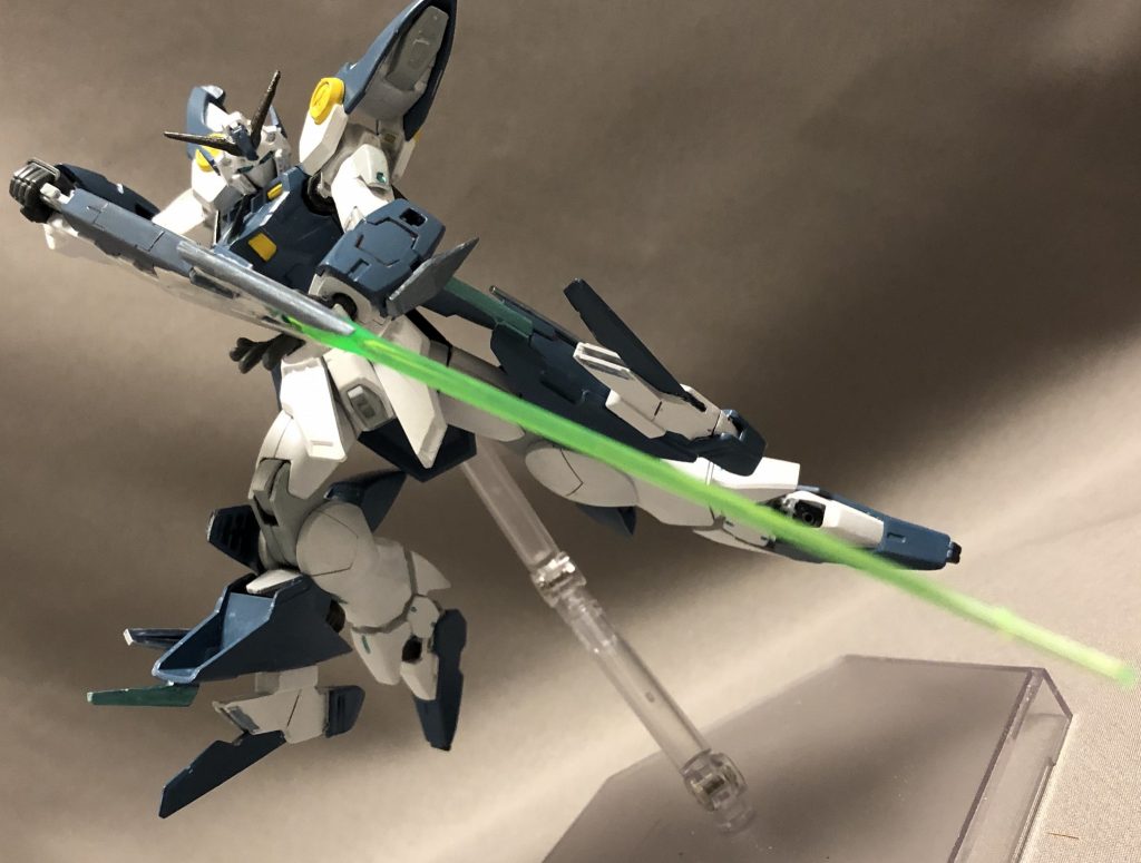 銃剣の持ち手の部分は長めに設けているのでビームランスに変更可能