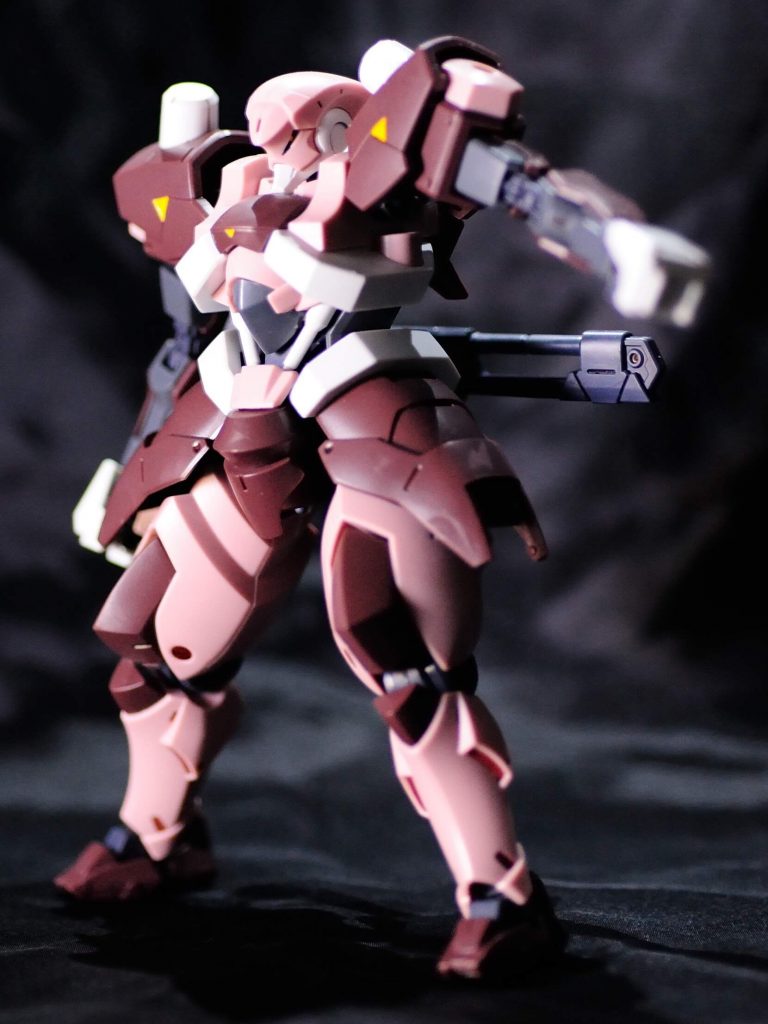 ナックル以外の武器を持たせたいとこですが結局ナックルを持たせてしまいます。