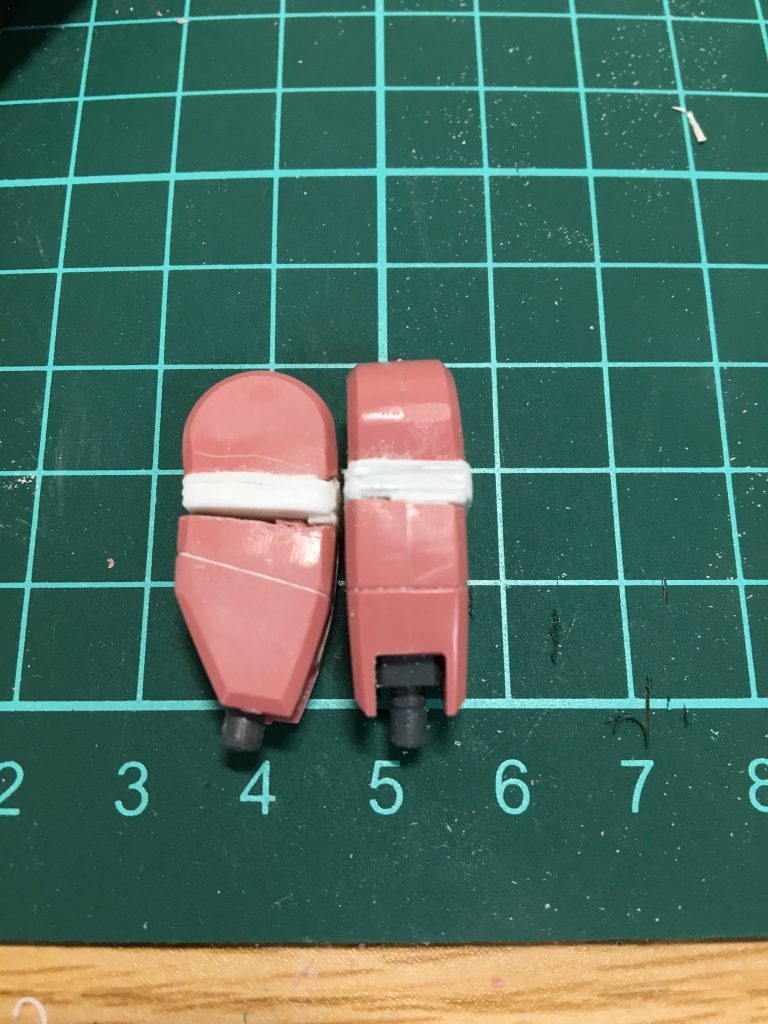 足は３ミリ延長