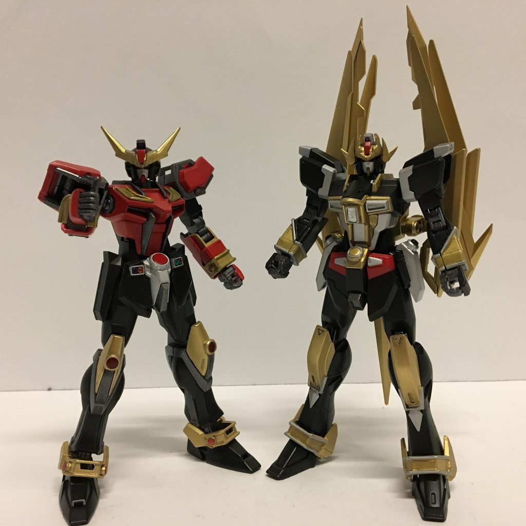 最後は前作のクウガストライクとのツーショットです。シンプルなクウガも良いですが今作のアギトインパルスはボリュームがあり大満足のガンプラになりました(o^^o)