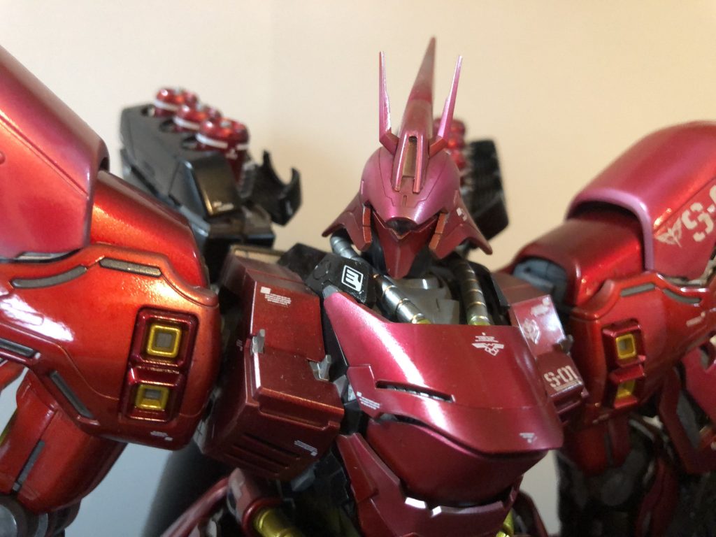MG SAZABI ver.Ka グロス仕上げ–2枚目/制作者：@EnzoTheDiver