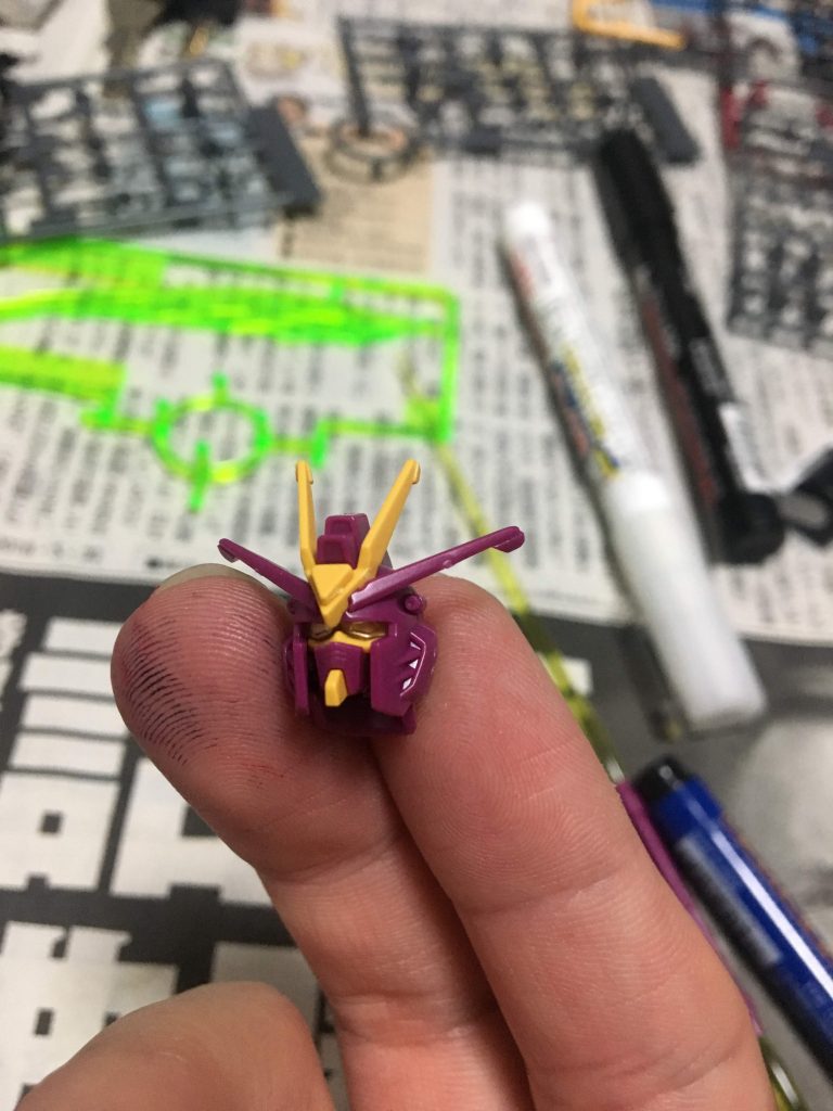 余剰でなんとも奇抜なストフリの頭ができます。