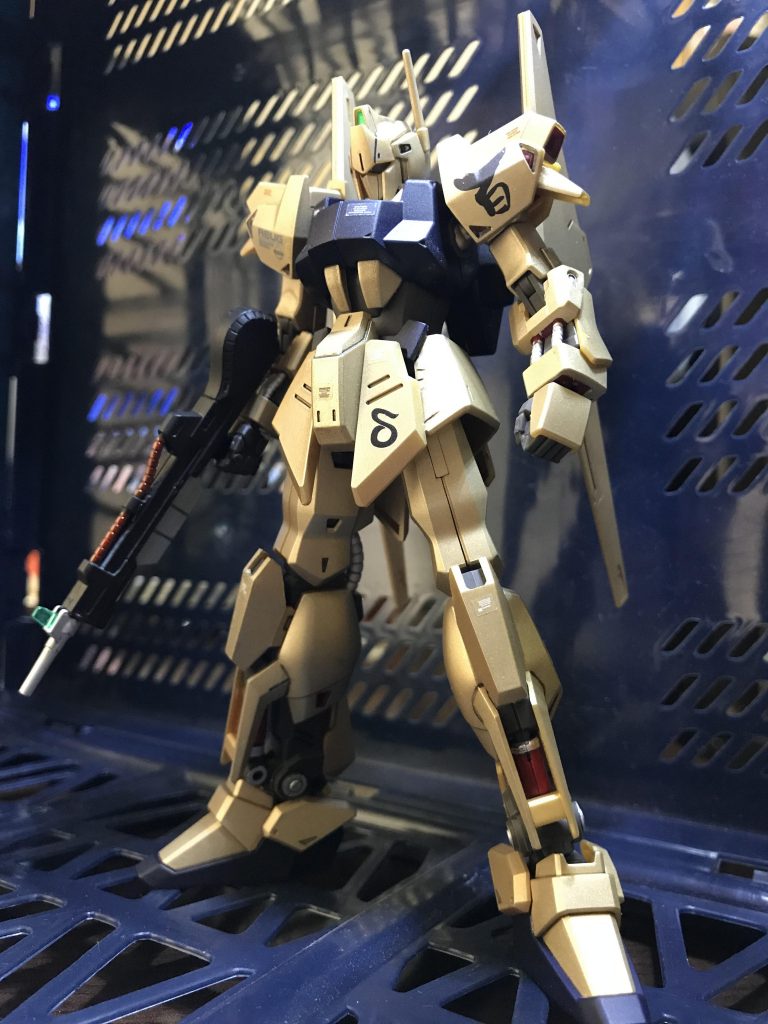 百式 クワトロ機–3枚目/制作者：真樹京介