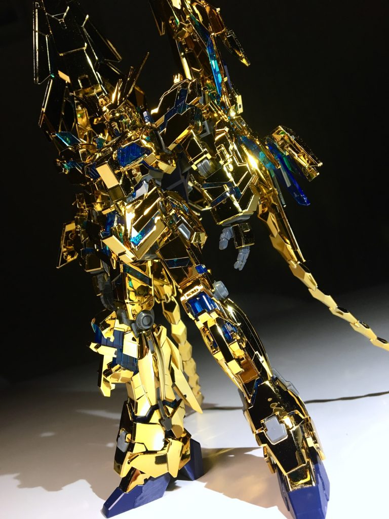 不死鳥的なスタビライザーは「やり過ぎ」感強いですが、ナラティブのお話には合ってた気がします。