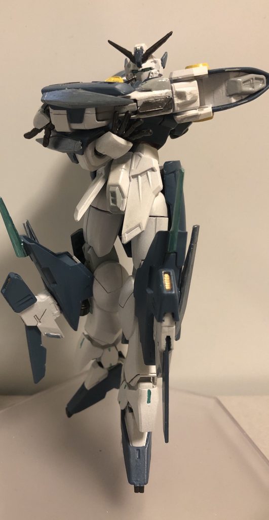 腕組立ちポーズ
正直これがやりたかったから買ったと言っても過言ではないビルドハンズ(丸型)が似合う似合う