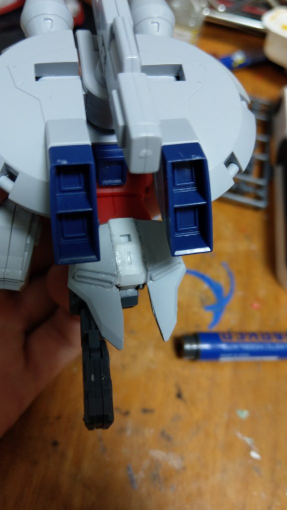 リアアーマー構造
デスティニーのリアアーマー基部にレジェンドのリアアーマーをくっつけました