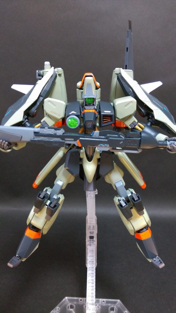 ここから更新してます。

そう、やっと銃が完成しましたので。(遅過ぎ

*ナックルバスターランチャー*的な名前にしよかな。

カオスの銃を太くしてナックルバスターを前後に合わせただけのものなのですが...なぜか試行錯誤してえらいかかりました。前回のSEEDコンでとりあえず本体出せて良かったな...。危うく間に合わないとこでしたね。

ただ武器が長すぎて持ち方がビームスマートガンみたいになります。笑