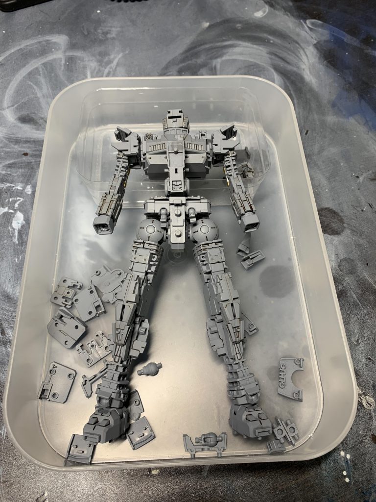 フレームはメカサフライトを使用