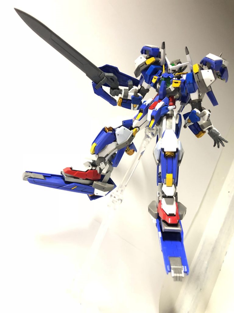 高機動モード。アヴァランチ（雪崩）の名前の由来。雪崩のように一瞬で敵を殲滅する。