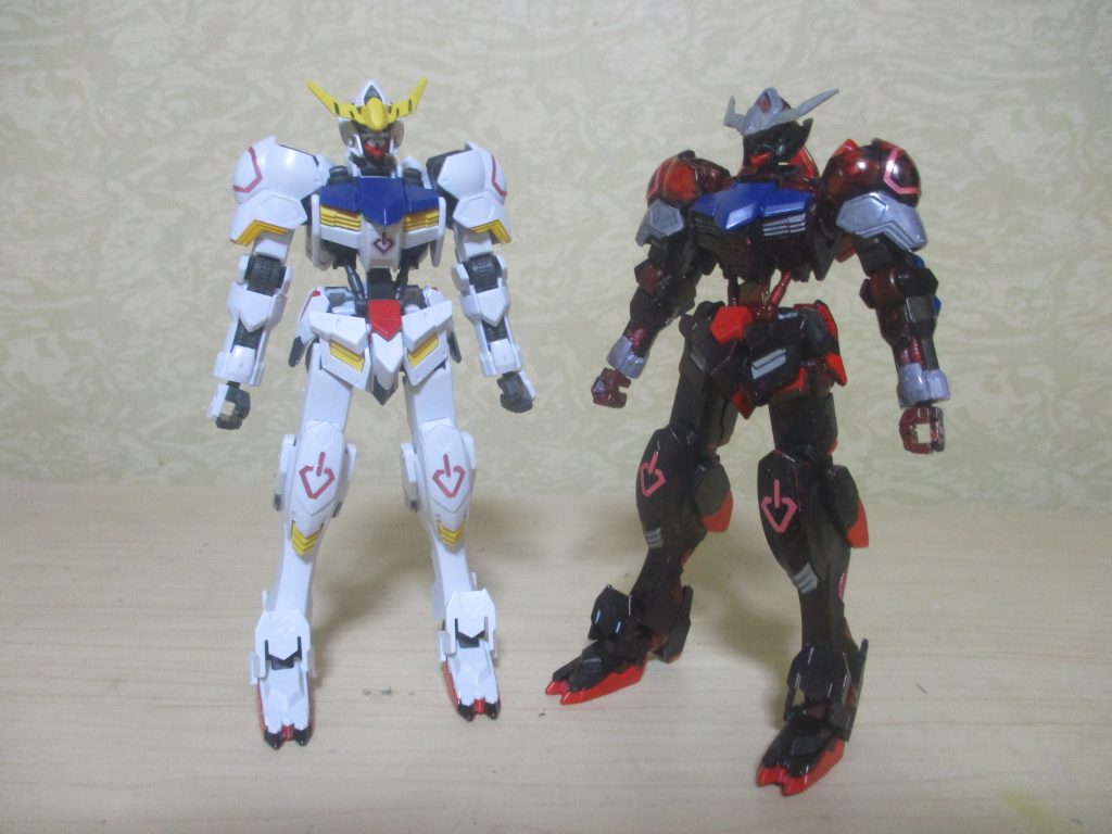 基にしたバルバトスとのツーショット。