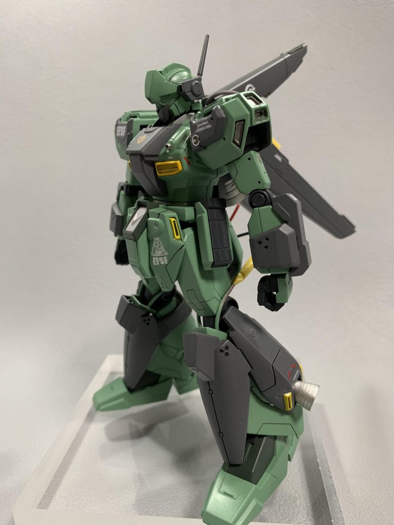 LED点灯用の仮配線がチラっとw