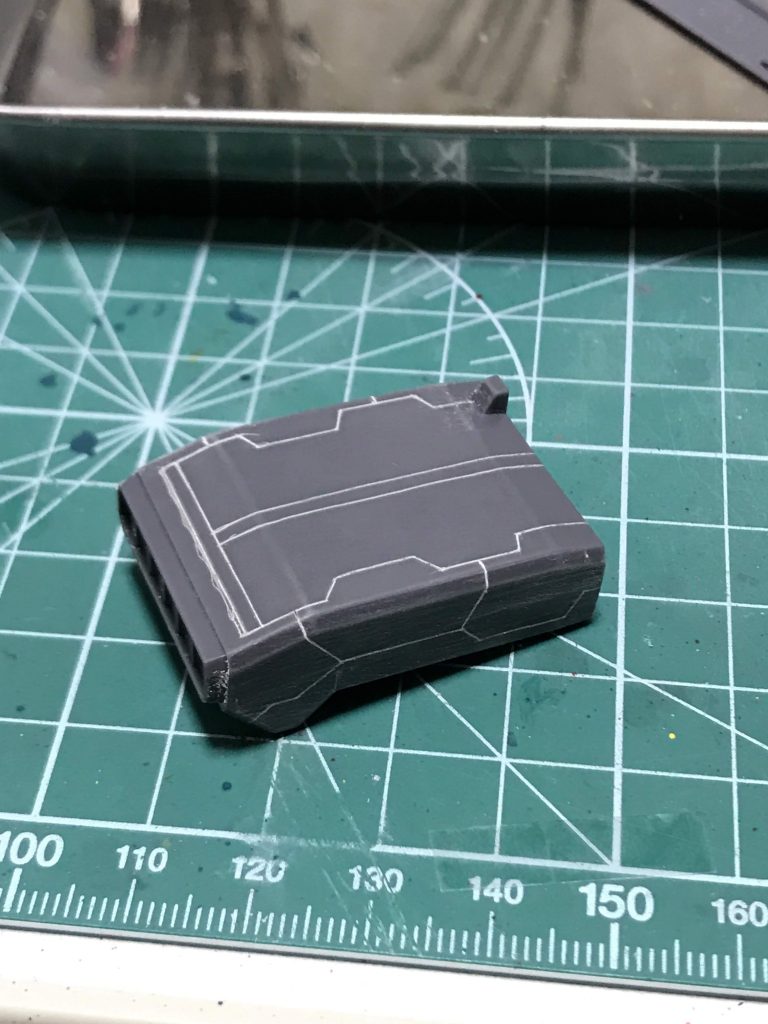 スジ彫りの追加。