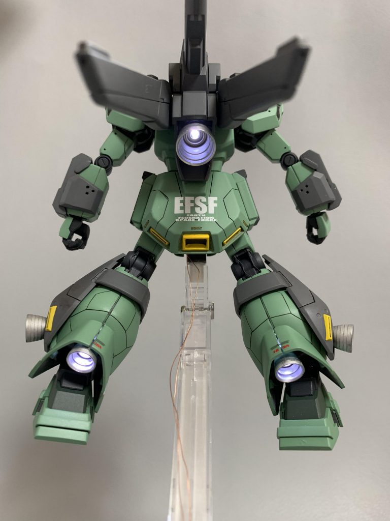 バックショットが凄い哀愁を帯びていますねー(*‘∀‘)