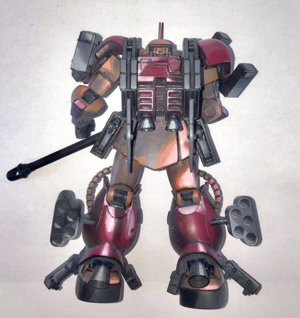 ミサイルランチャーは足に配置。この方がバランス良い気がするので。