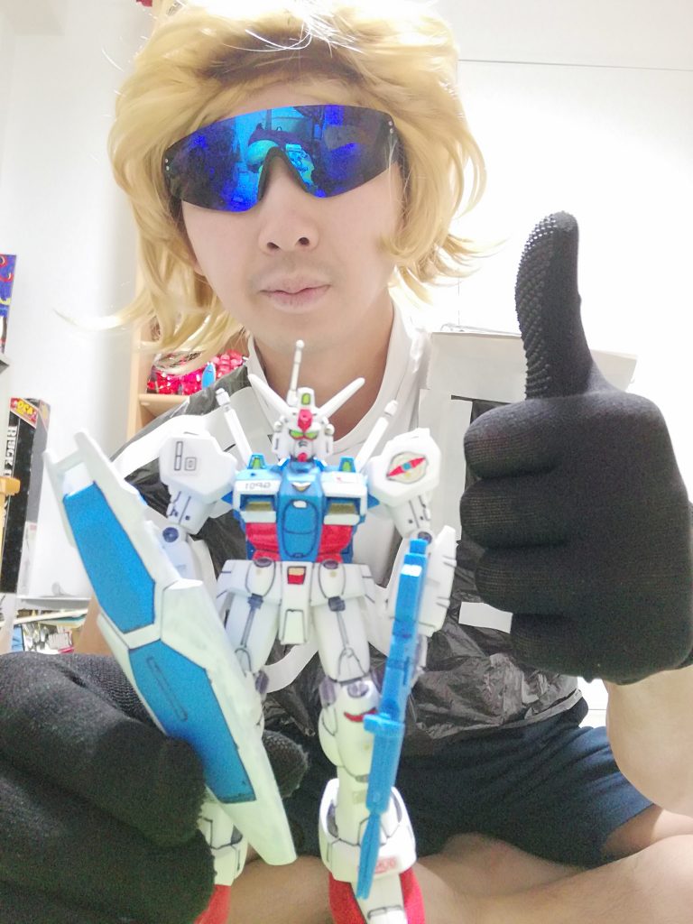 組み立てて✨また軽く塗装し直して✨
シール張って✨完成です✨シールジオン(