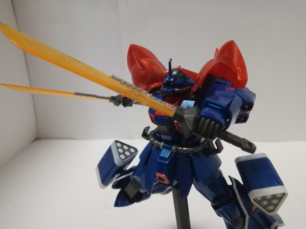 私とお前、どちらが真にEXAMに認められた騎士か、勝負