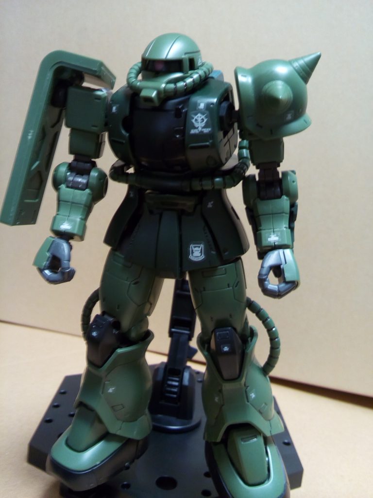 素組み派の自分にはステッカーはありがたいです。