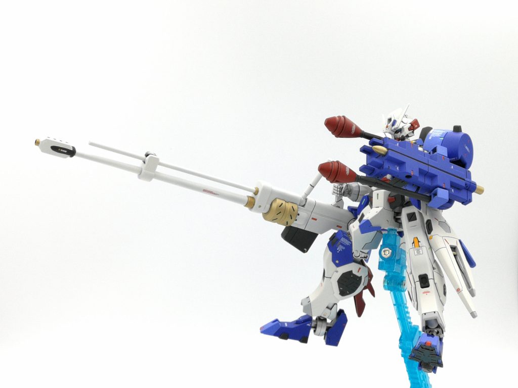 一斉に射撃的なポーズです(*^^*)
