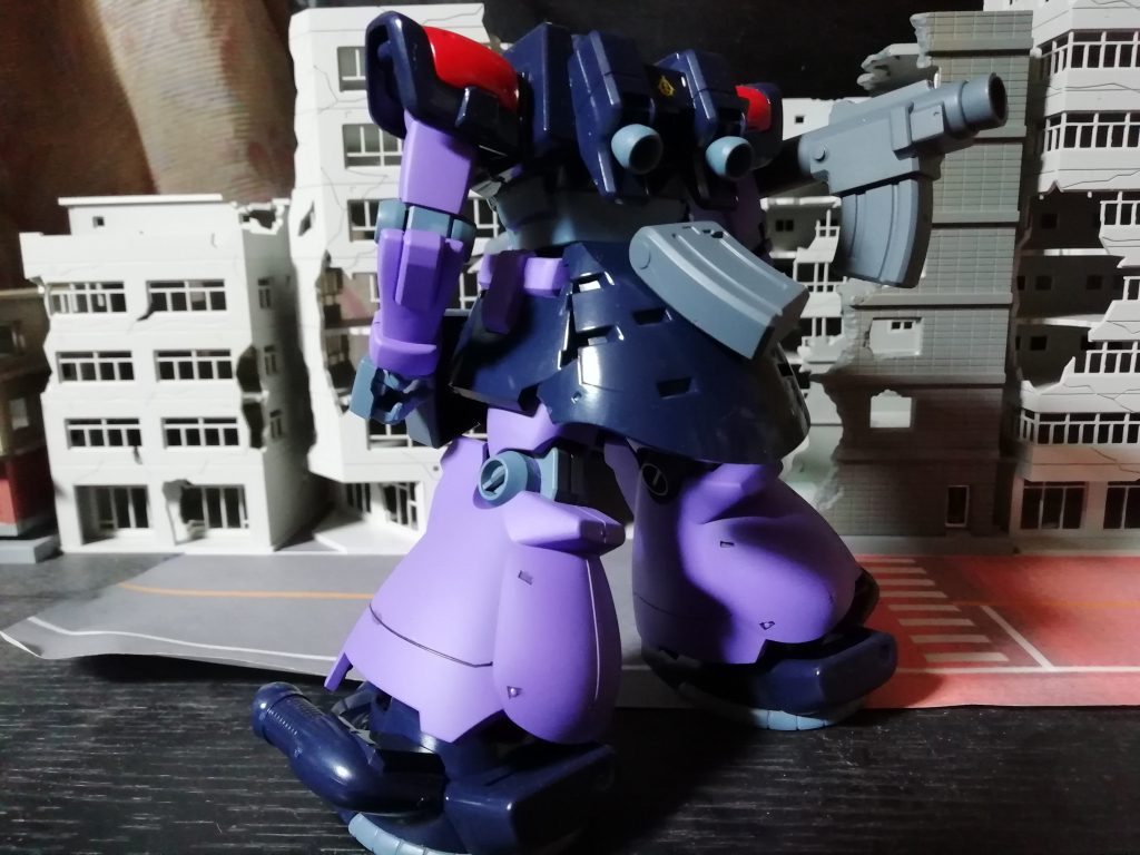 ドムトローペン–2枚目/制作者：新人メカニック