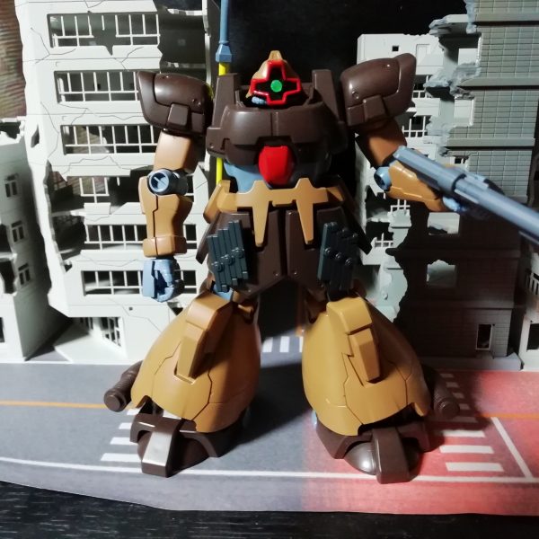 ドムトローペン　サンドカラー