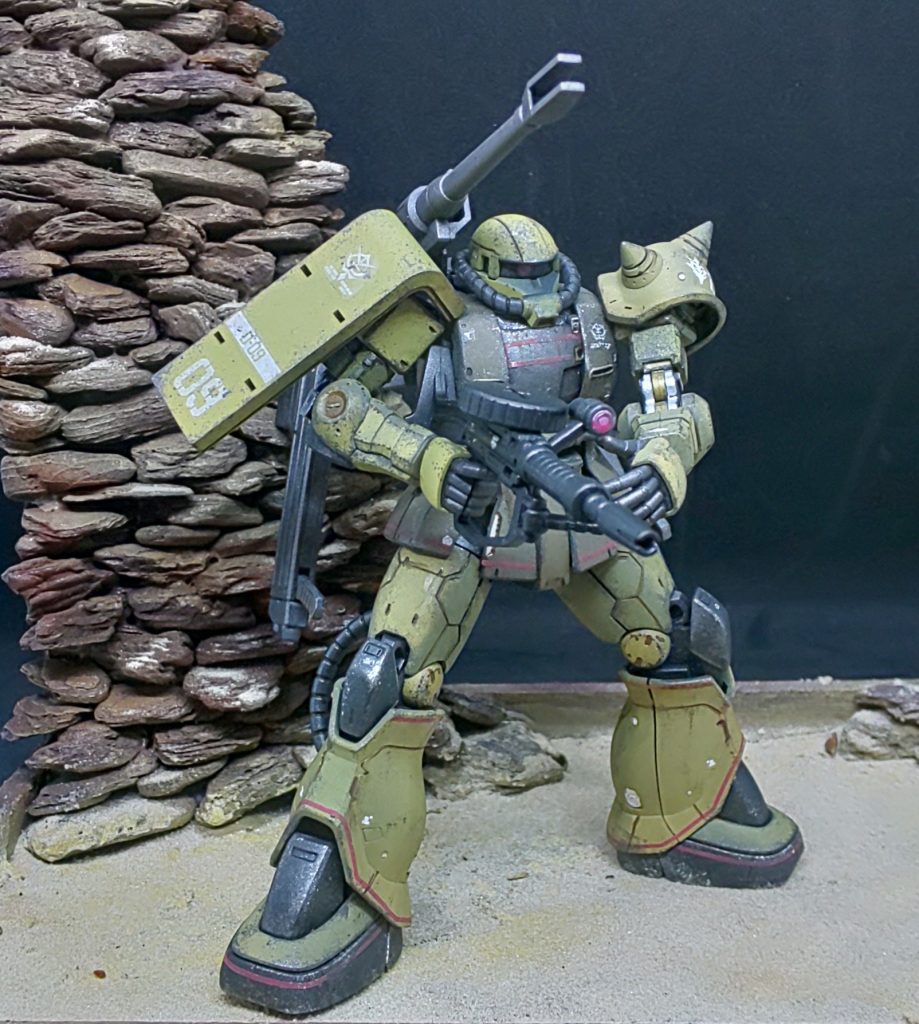 ザクマシンガンに持ち換え♪