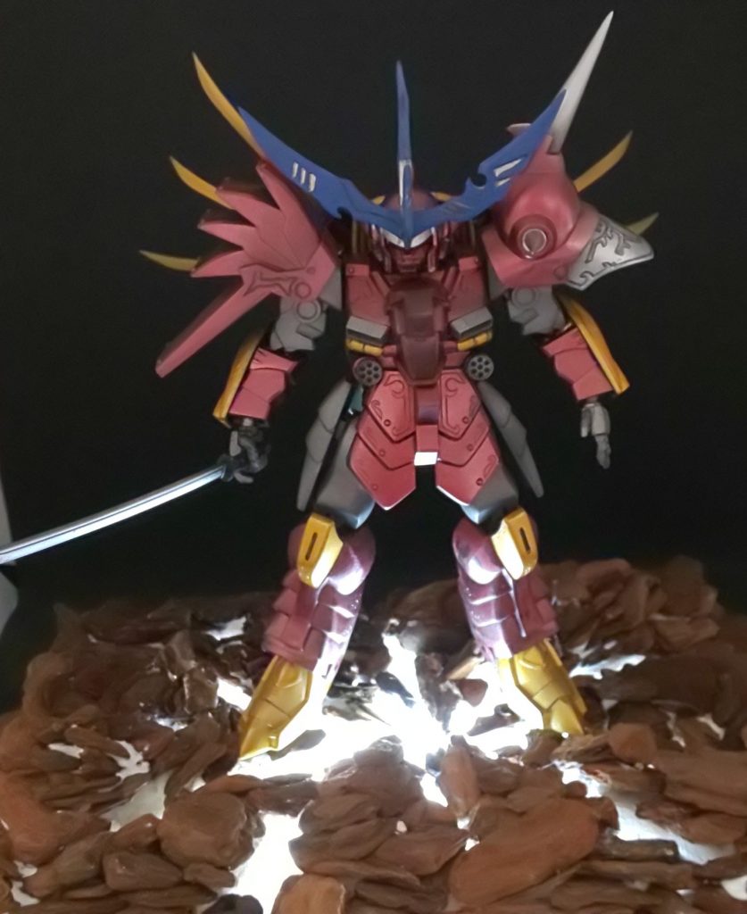 サクッと作って一旦塗装までしていたが、
完成度をもう少し上げたくなり、各パーツごとのエッジを180番~1200番のヤスリを順に削り、磨き、ガイアカラーさんのサーフェイサー
エヴォブラック黒下地からのクレオスEXシリーズメタリックカラーで
グラデーション掛かるように吹き付け。