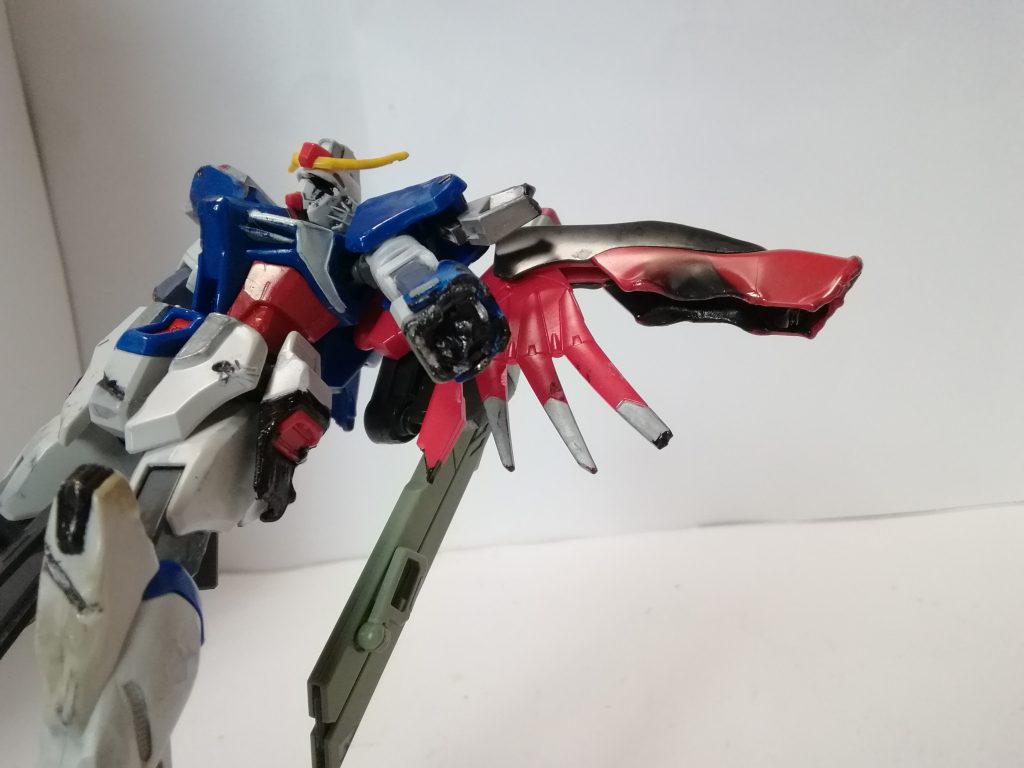 HG デスティニー (大破)