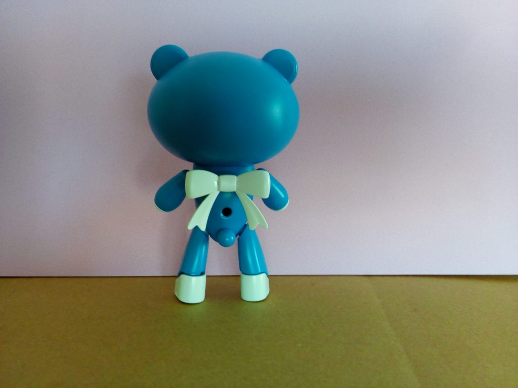 後ろ姿もカワイイです。