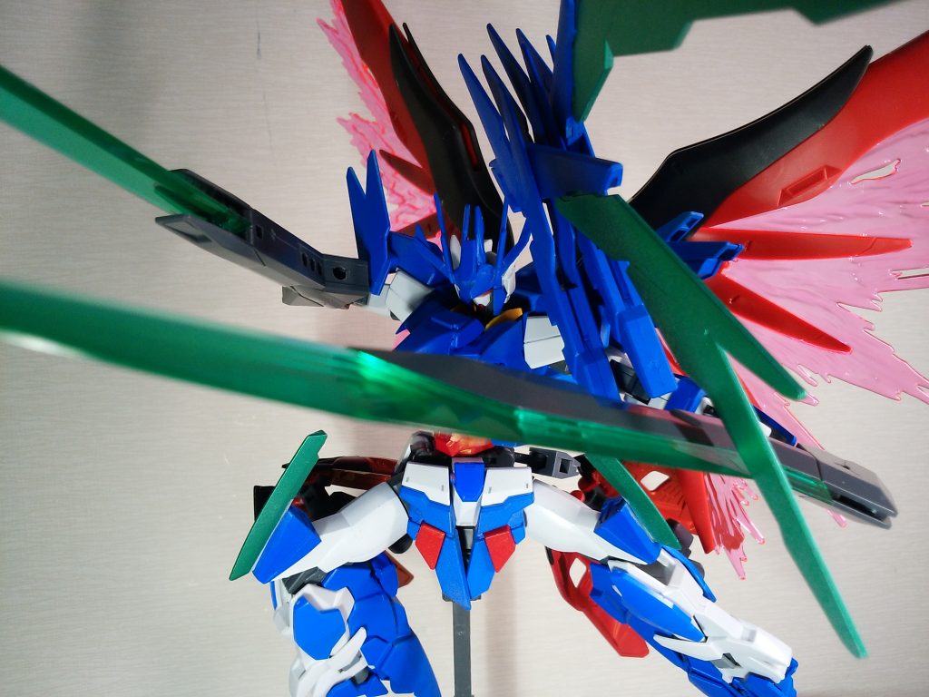 ガンダムディヴァインデーゲル–7枚目/制作者:剣崎切歌(ケンザキキリカ)