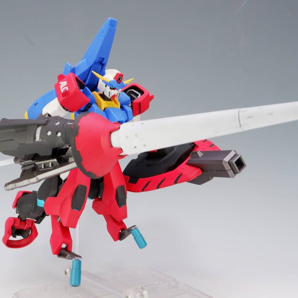 ■騎兵形態
キマリストルーパーのギミックをそのまま流用して簡易変形が行えます。前方への突進力に特化させている反面、小回りが効かないピーキーな形態です。