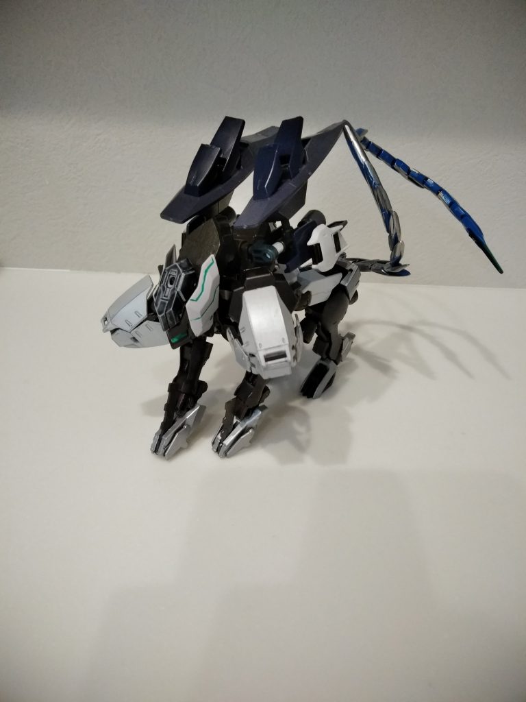 ファントム・ケルベロス
ブースター装備、接近戦に向く