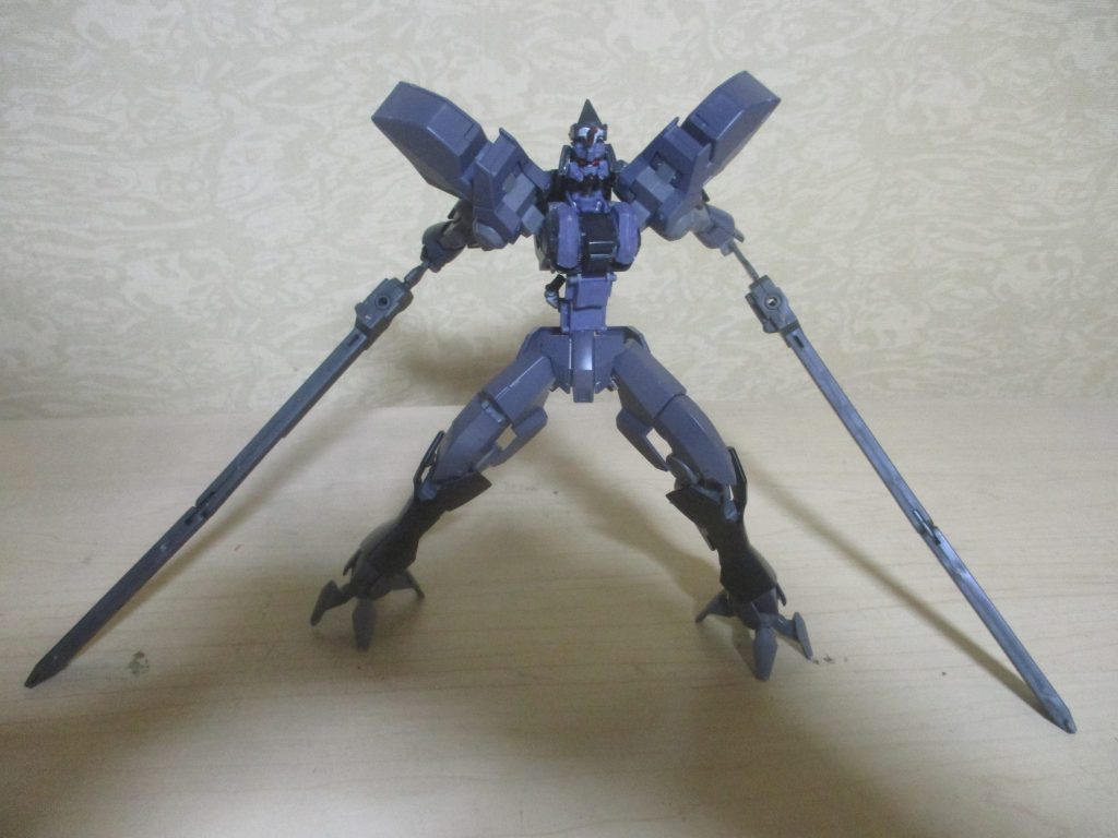 デモリッションナイフ二刀流。