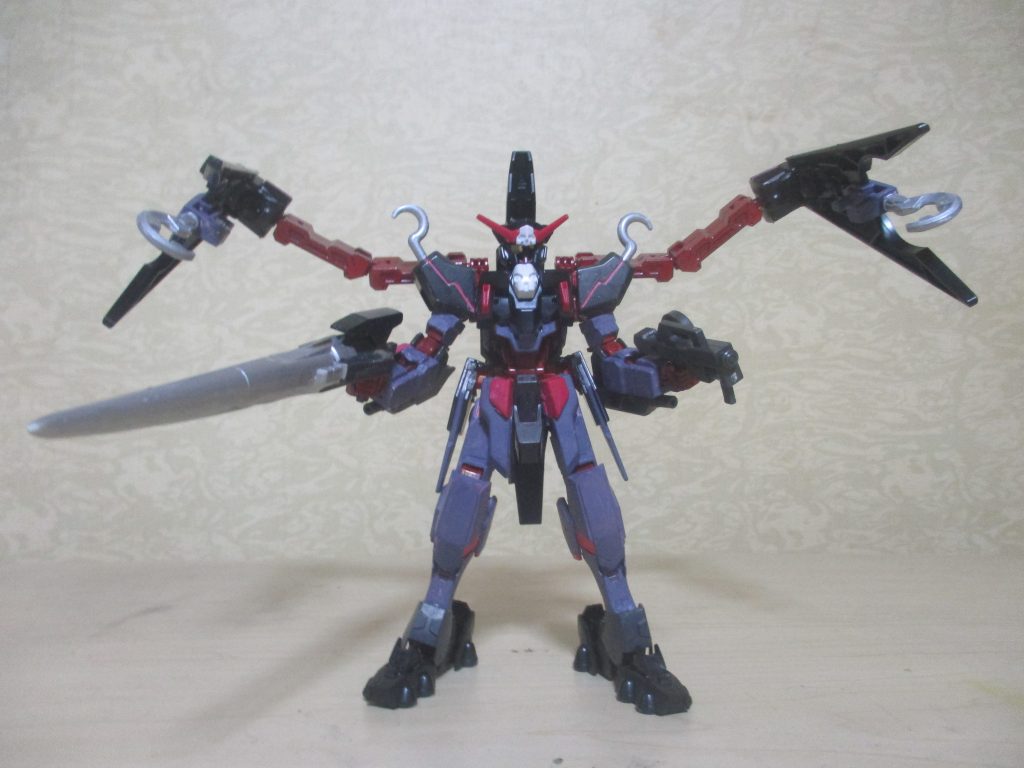 両肩のバインダーは展開可能。