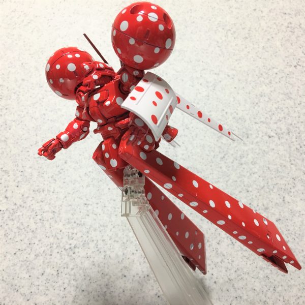 ドラッツェ・ワンダー（水玉の女王へのオマージュ）