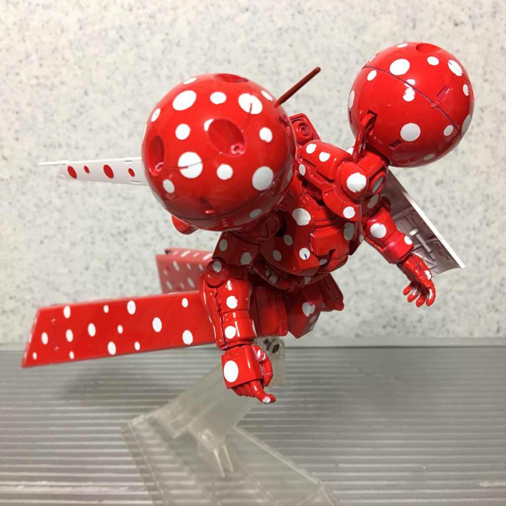 ドラッツェ・ワンダー(水玉の女王へのオマージュ)–8枚目/制作者:アトリエ コメットハート