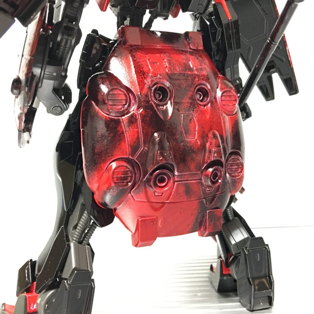 リアスカートアーマー「黒炎の盾」
(   。・v・。)ノ 同じく大理石調塗装の応用です。