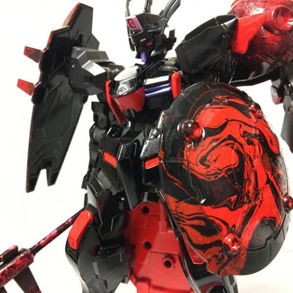 暗黒聖騎士・ガンダムウヴァル