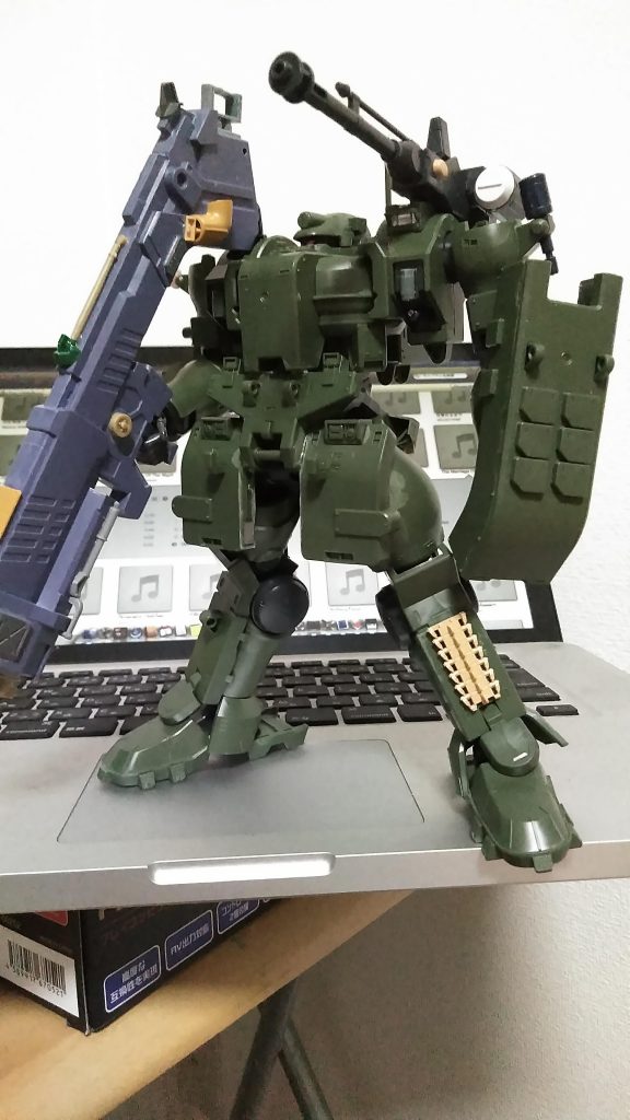 塗る前。
バズーカをデコるのが一番時間かかった気がします(¯―¯٥)