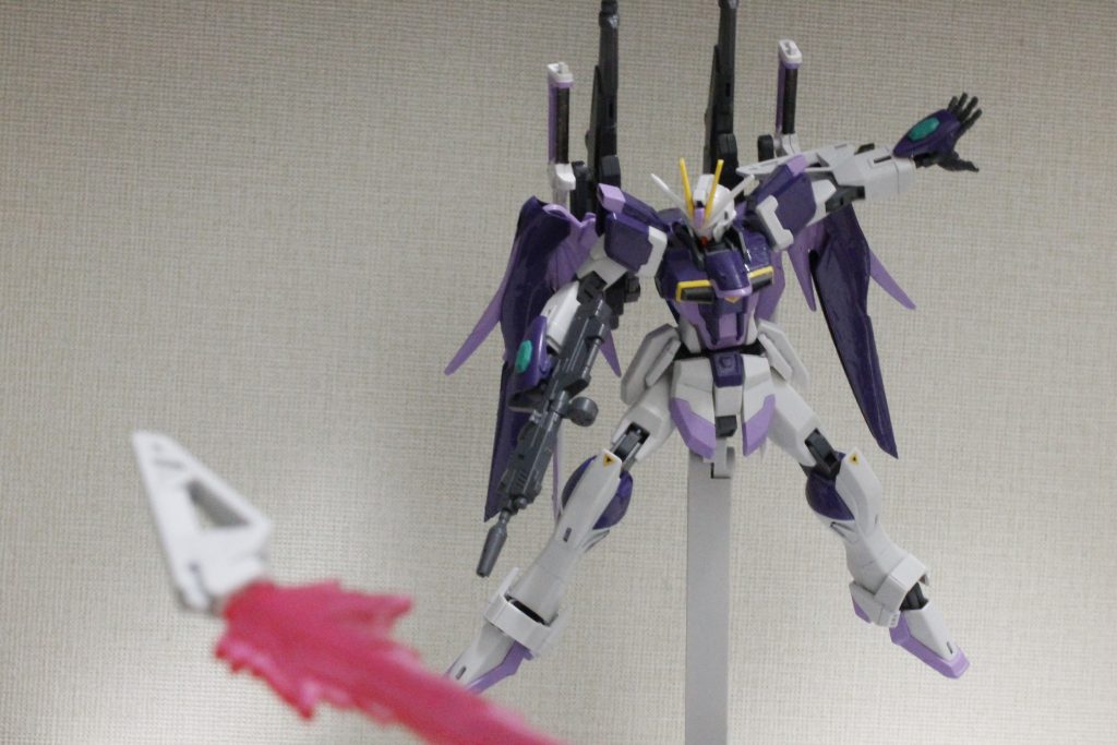 ビームブーメランの刃は旧HGソードインパルスのものに変更しています。