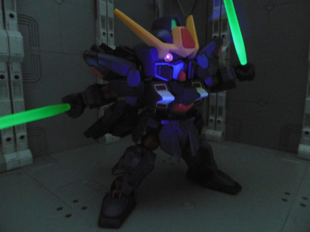 ジュエルシールと合わせてブラックライト反応させたい場合、この組み合わせもありかと