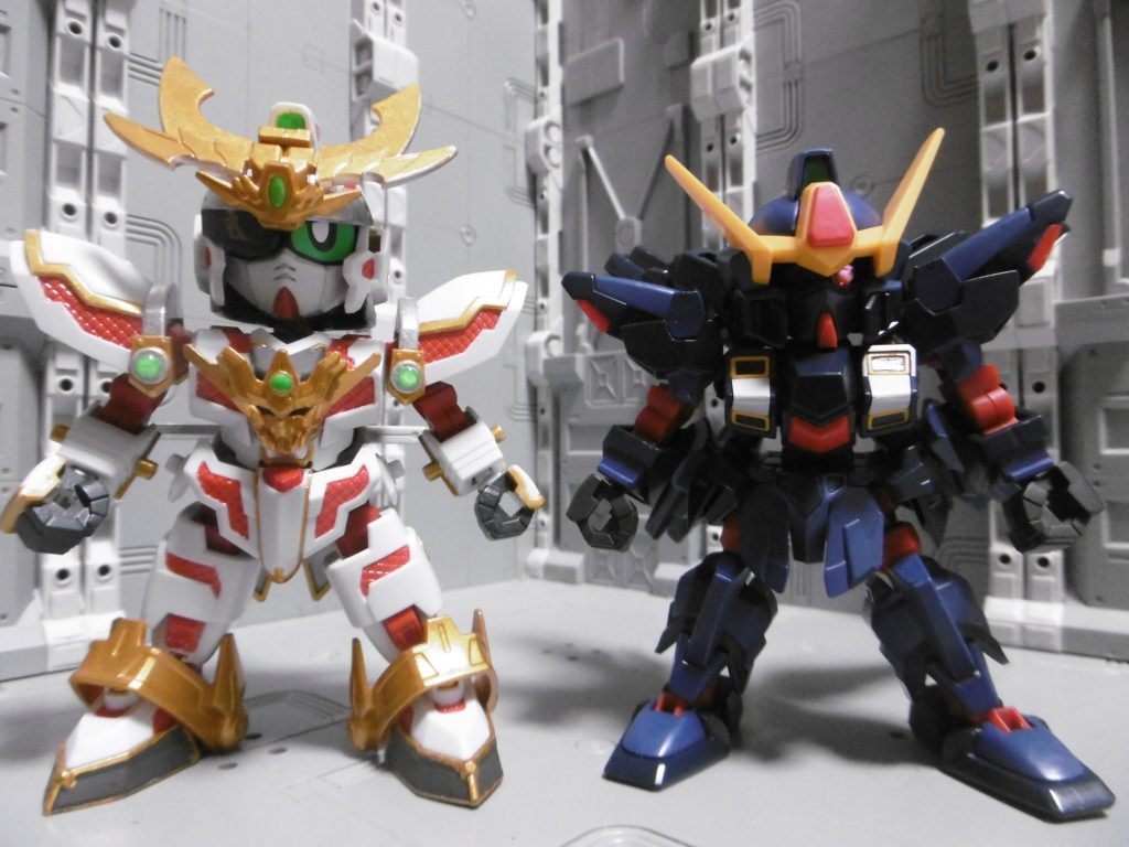 CSフレーム赤を使う「RX-零丸」との差。
零丸に比べて足首周りに赤フレーム露出が目立ちます