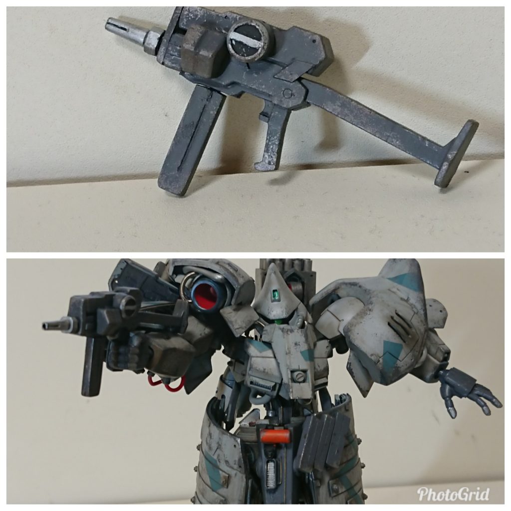 サブマシンガン
地上のジオン残党の手に渡ってから加えられた装備。ザクマシンガンをベースに改造されており、mmp-90マシンガンとマガジンを共通化することで火力の向上に成功している。腰部にマガジンを備える。