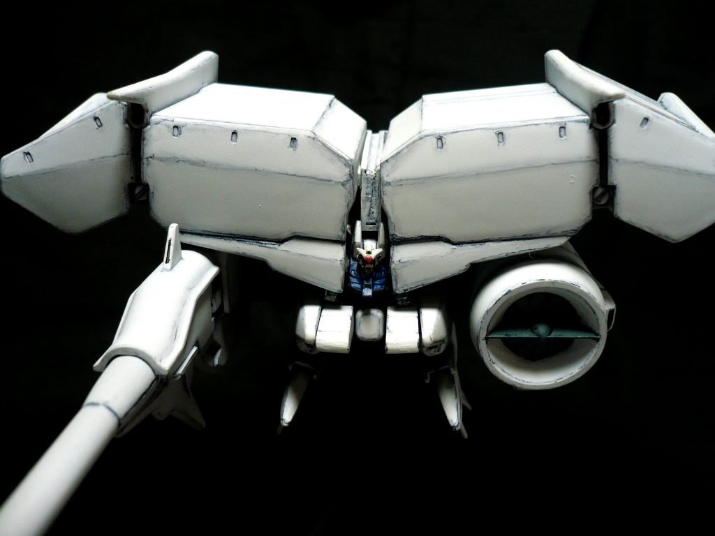 黒背景画像は昨年撮影しなおしたものです。
製作したとき以来に棚から出しました。