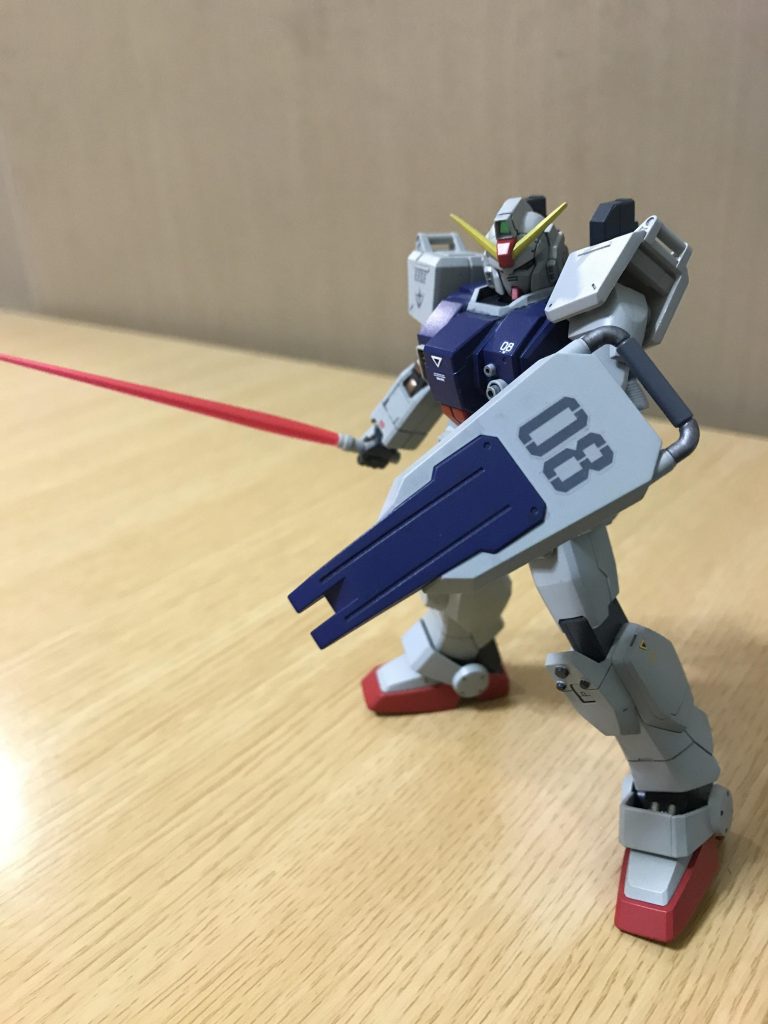 ポージング。ぶっちゃけ、180ミリキャノンはまだ完成してないんです(-｡-;